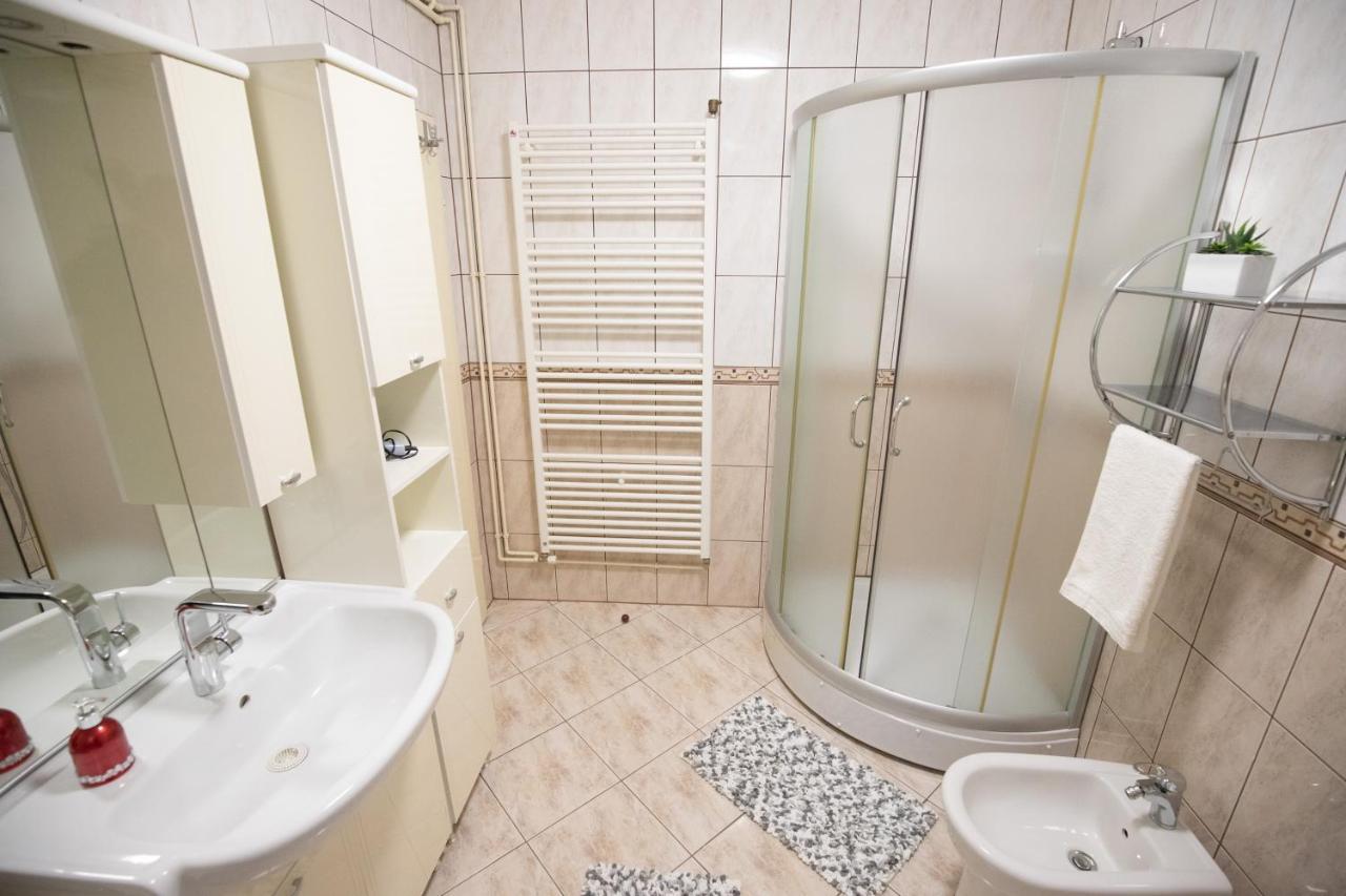 Excellent - Kuca Za Odmor U Zupanji Appartement Zupanja Buitenkant foto