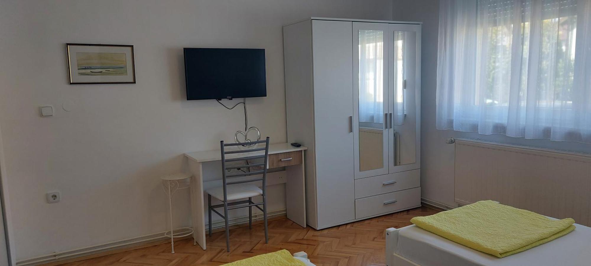 Apartman Excellent - Kuca Za Odmor U Zupanji -Natkriveno Parkirno Mjesto Zupanja Buitenkant foto