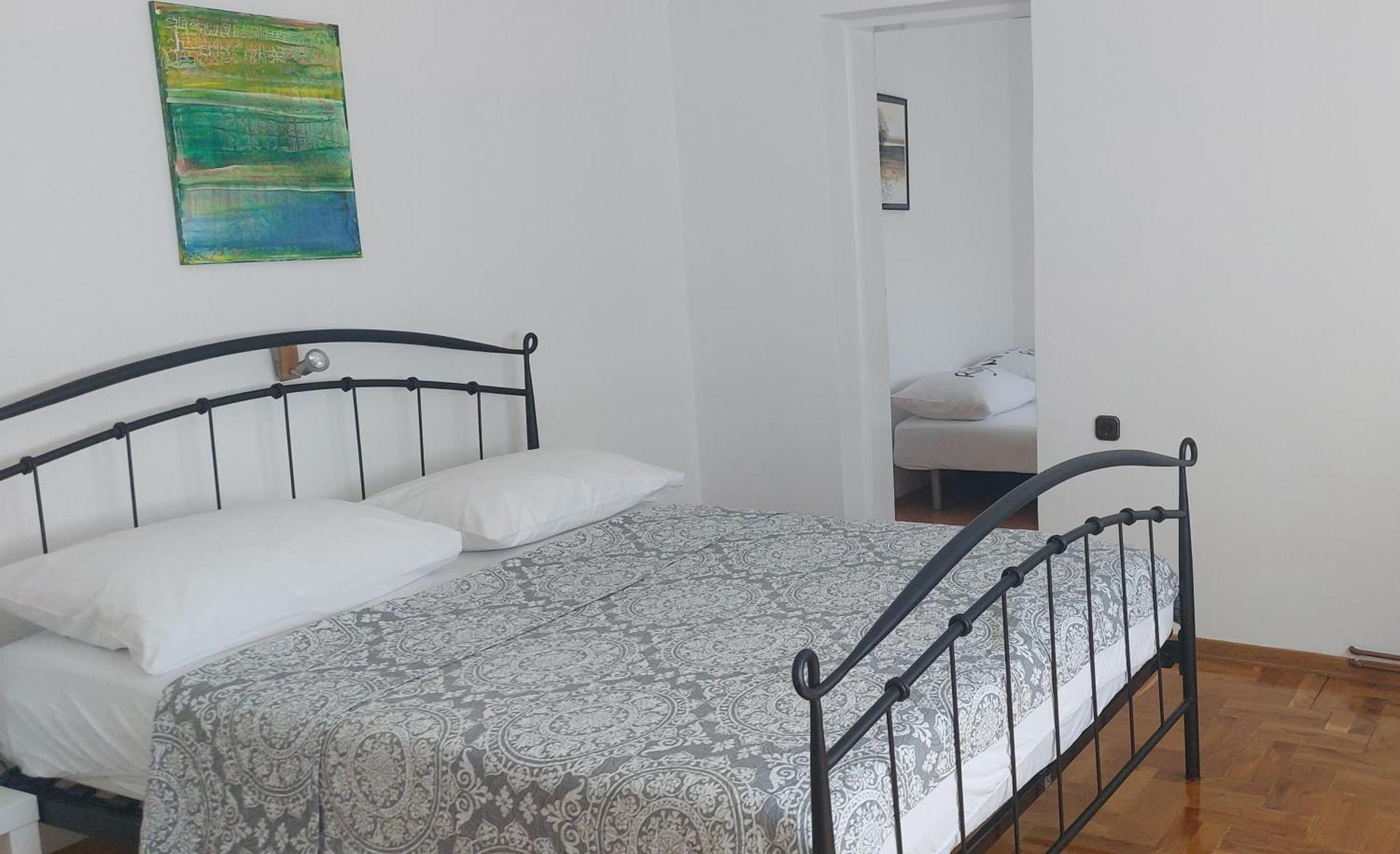 Apartman Excellent - Kuca Za Odmor U Zupanji -Natkriveno Parkirno Mjesto Zupanja Buitenkant foto